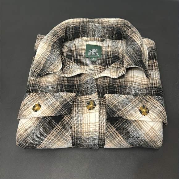 Wild Fable Plaid Flannel Shacket – Size M - Picture 8 of 8